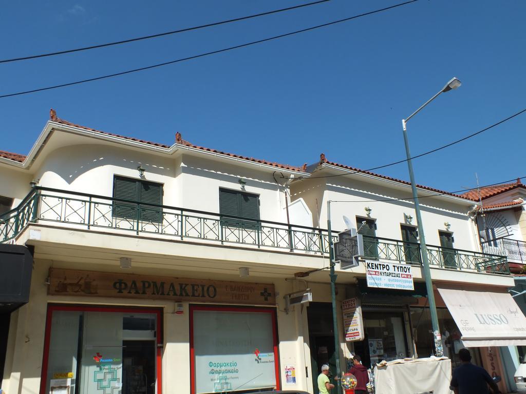 Geo Holiday Studios Kyparissia Exterior photo
