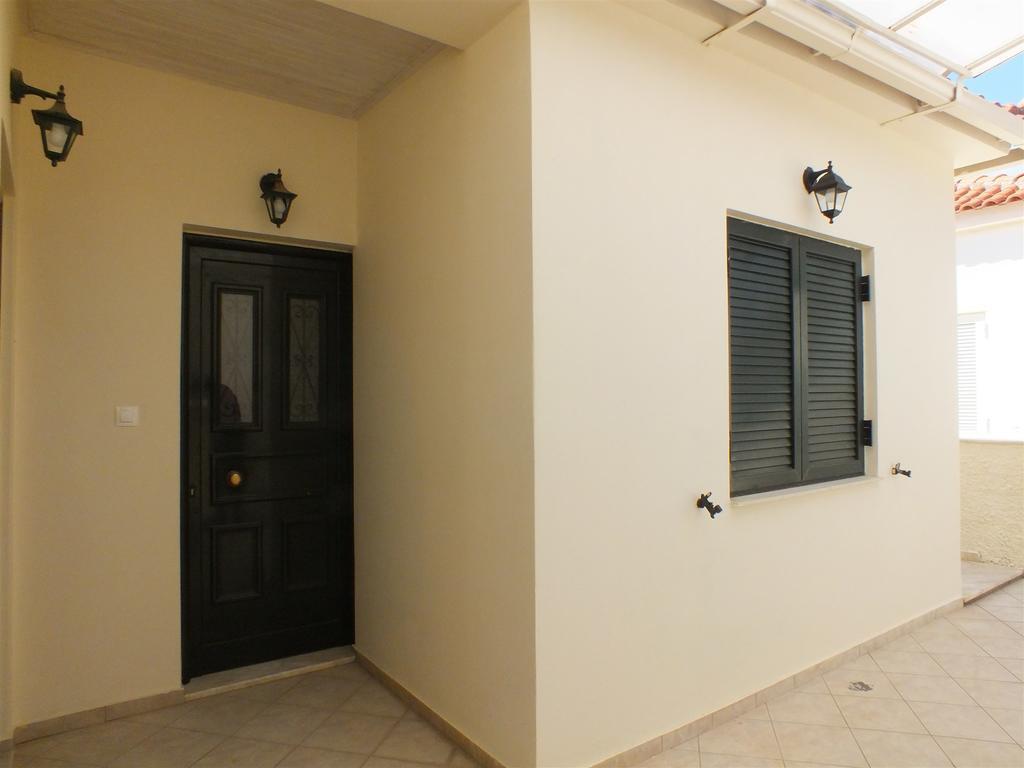 Geo Holiday Studios Kyparissia Exterior photo