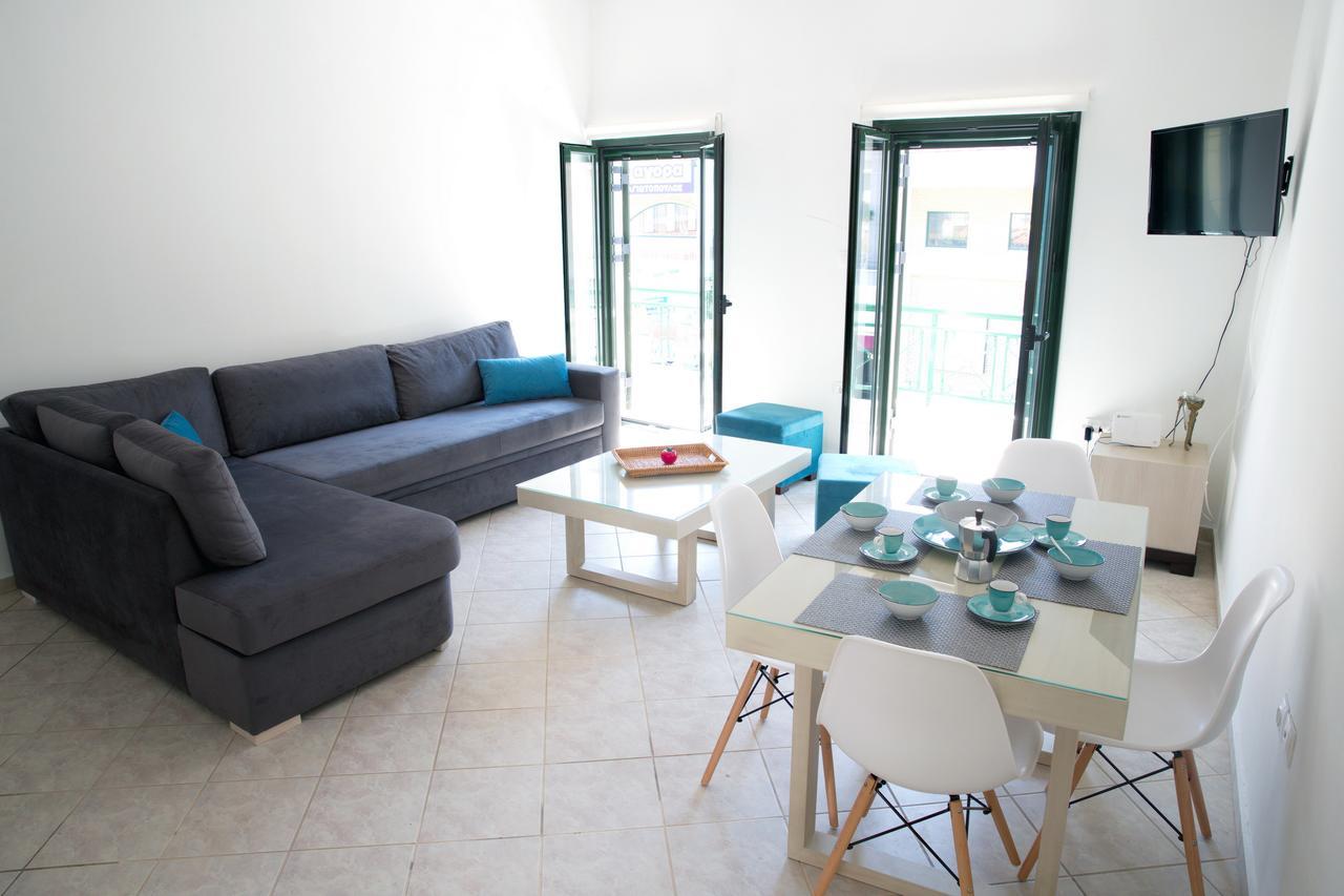 Geo Holiday Studios Kyparissia Exterior photo